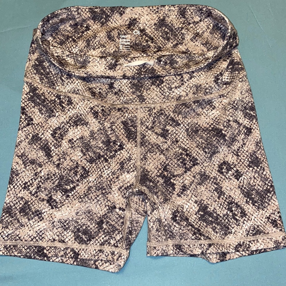 Gap eclipse python bicycle short